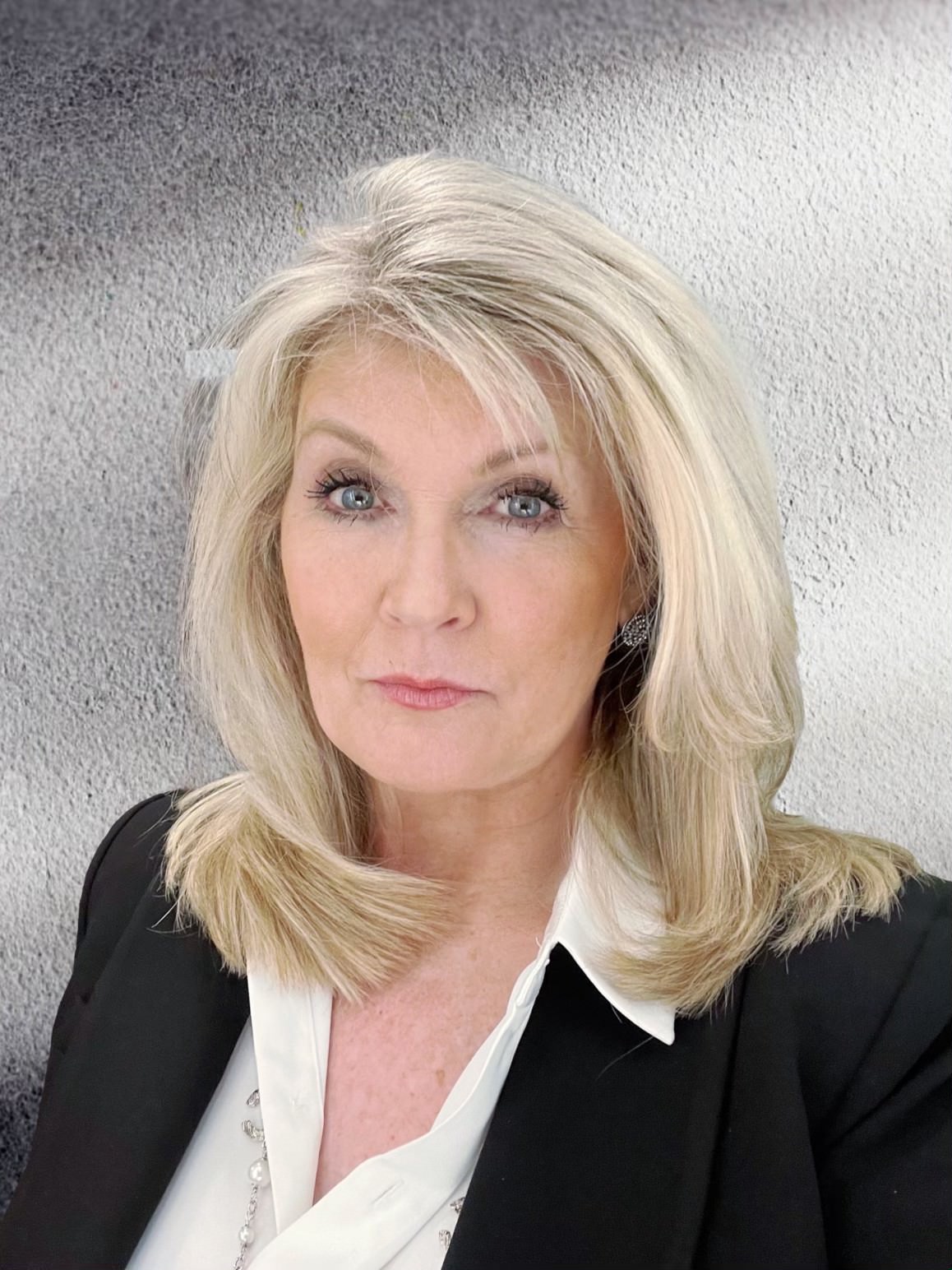 Photo of Christine Aspell